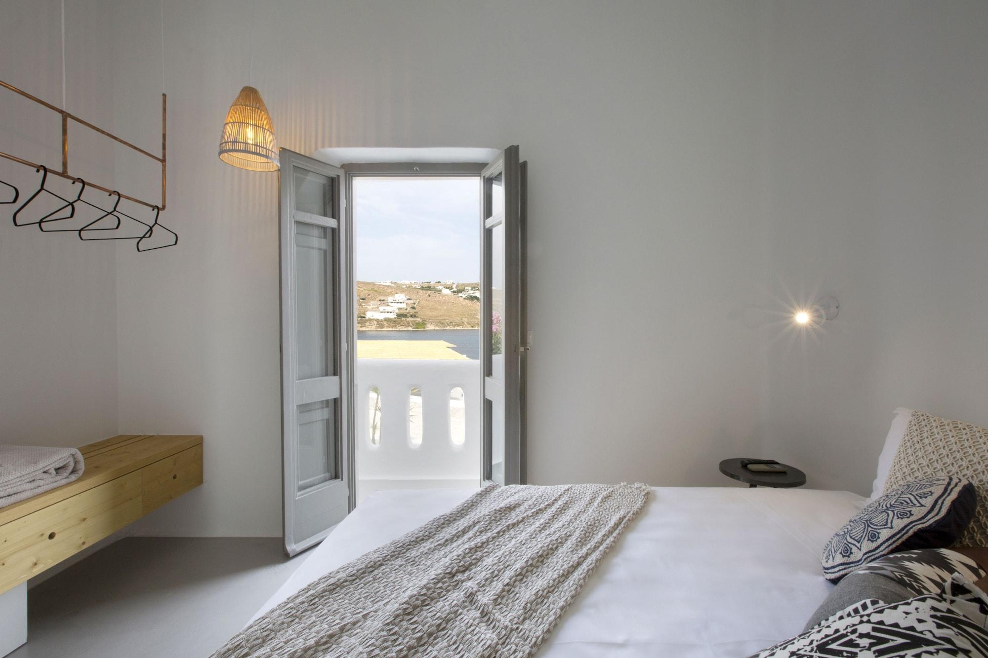 Dreambox Mykonos Suites Ornos  Exterior photo